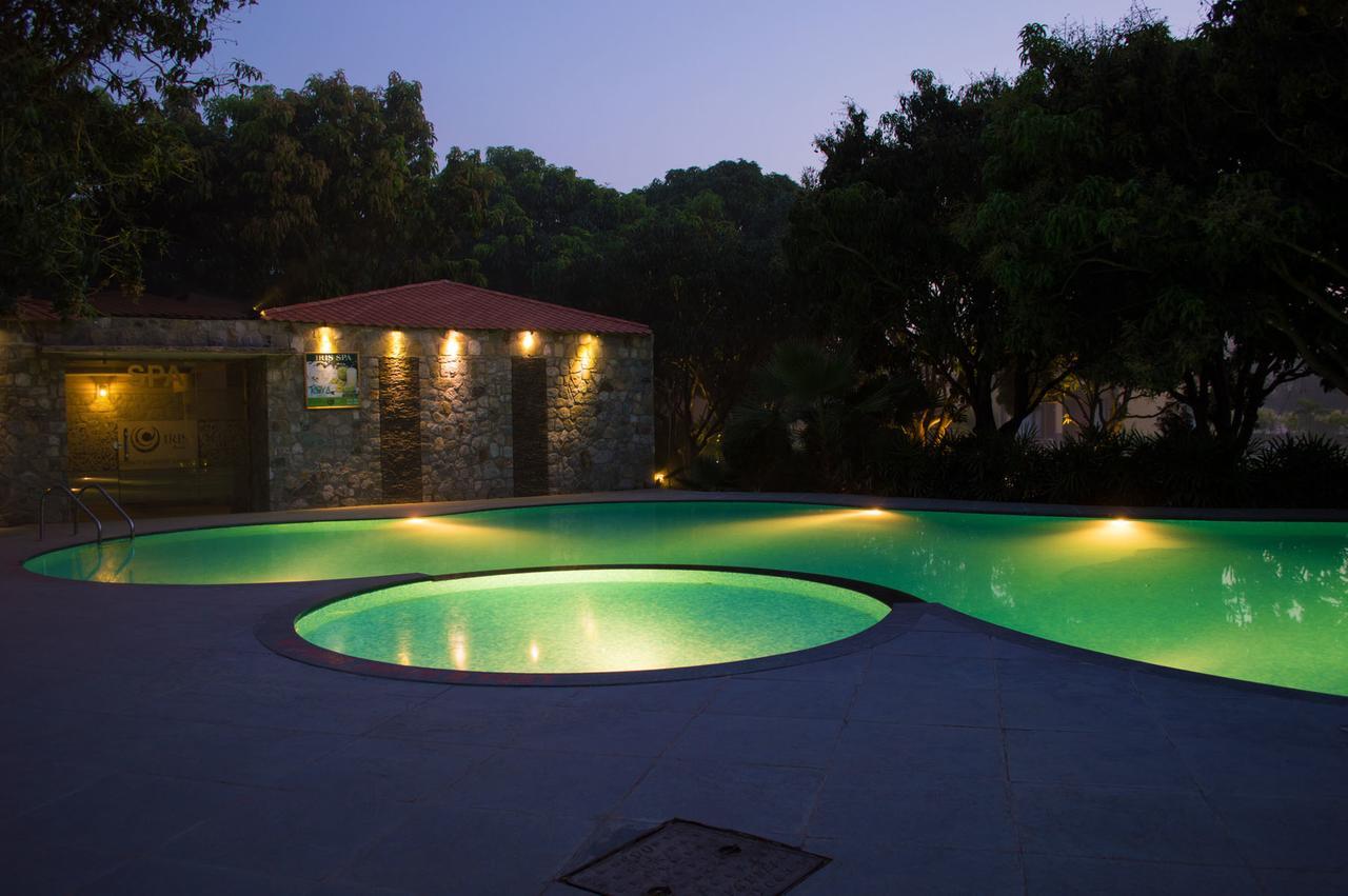 Corbett Wild Iris Spa And Resort Rāmnagar Exterior foto